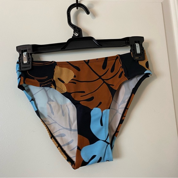 NICOLE K Swimsuit Small 2/6/8 Abstract leaves bikini swimsuit Brown/Sky - Picture 4 of 10